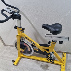 이고진 실내자전거 스핀바이크