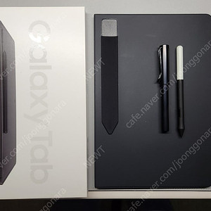 갤럭시탭 S8+(SM-X800) wifi 128G S급+ 악세사리 일괄 (라미펜, 와콤원펜, 케이스 4개)