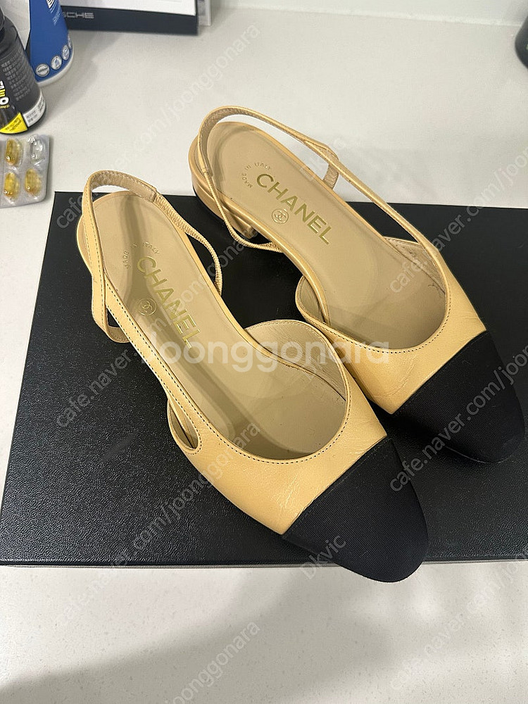 샤넬 투톤슬링백 35.5(225)--0