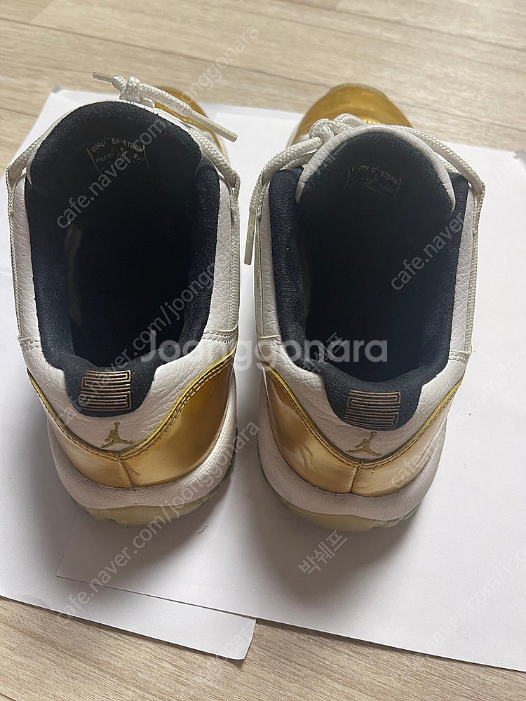 조던 11 로우 클로징 세레머니 gs 235 사이즈 정...--2
