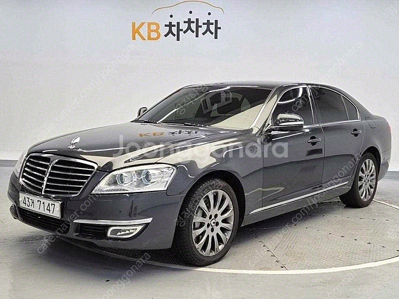 KG모빌리티(쌍용) 뉴체어맨W 가솔린 4WD CW600...--0