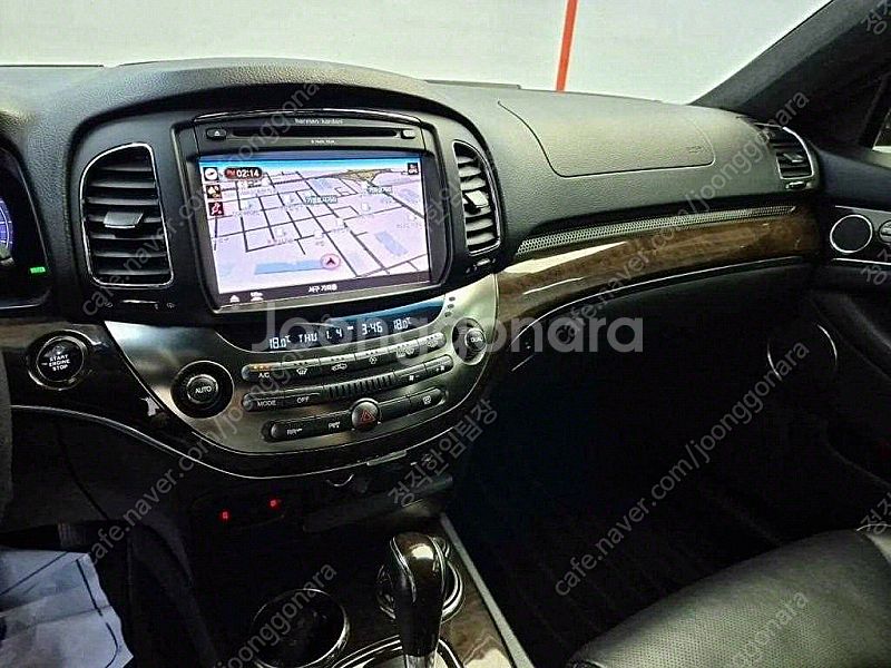KG모빌리티(쌍용) 뉴체어맨W 가솔린 4WD CW600...--9