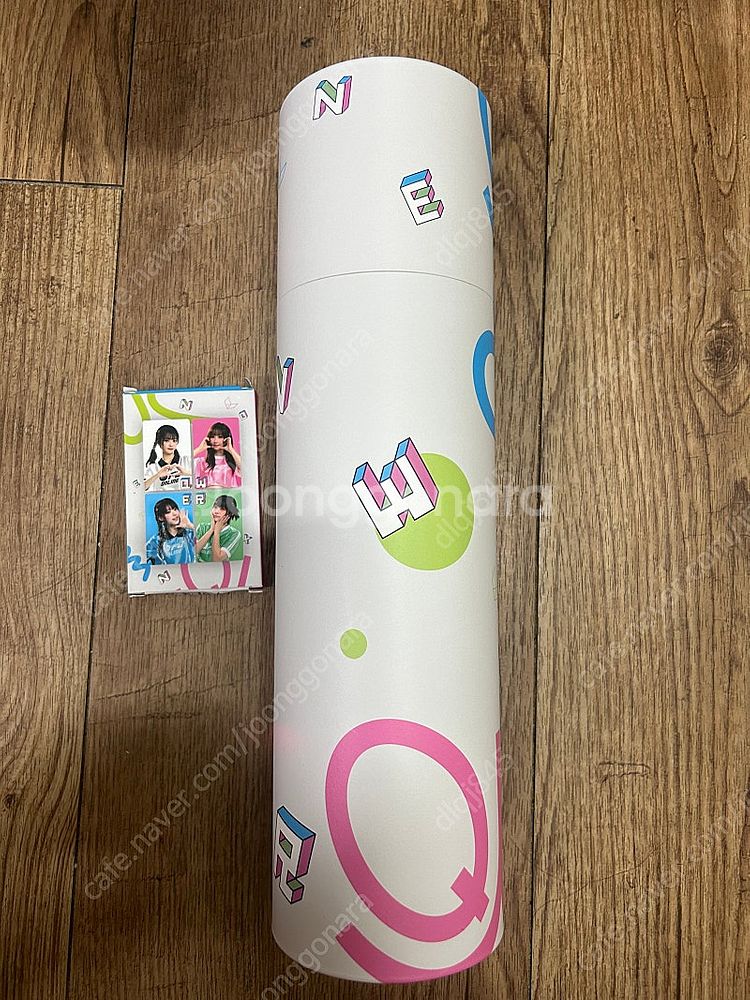 QWER 장패드랑 포토카드 판매합니다!--0