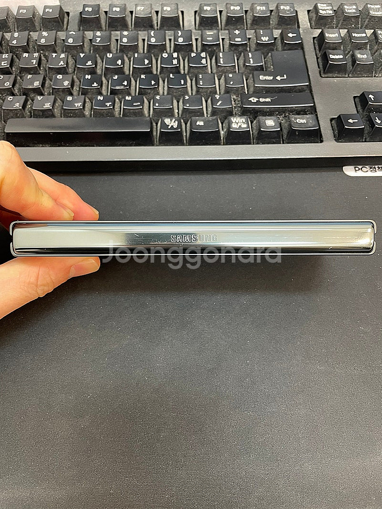 갤럭시Z폴드3 그린 256GB 무잔상 상태좋은 중고37...--6