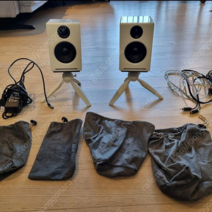 오디오엔진 a2+ bt 화이트 + 맨프로토 삼각대