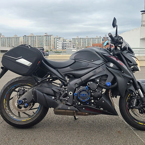 SUZUKI GSX-S1000 18년식 ABS, TCS 버전 판매 합니다.
