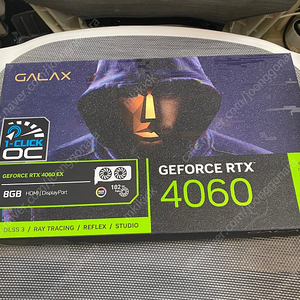 갤럭시 GALAX 지포스 RTX 4060 EX BLACK OC D6 8GB 미개봉 팝니다.