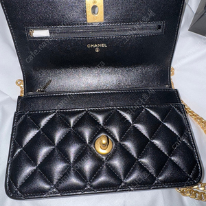 샤넬가방 새제품 판매합니다.^^