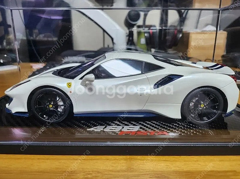 BBR 페라리 488 피스타 화이트 1:18 자동차 다...--1