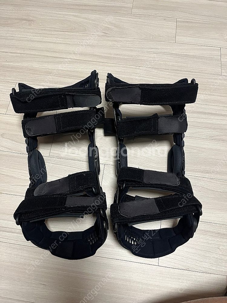 브렉(breg) 퓨젼 무릎보호대 팝니다.--0