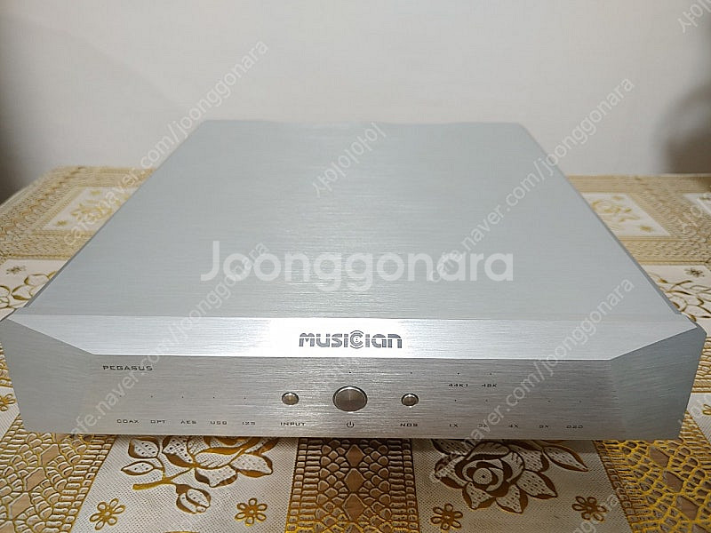 S급)뮤지션 페가수스 R2R DAC 실버 풀박스 팝니다--0