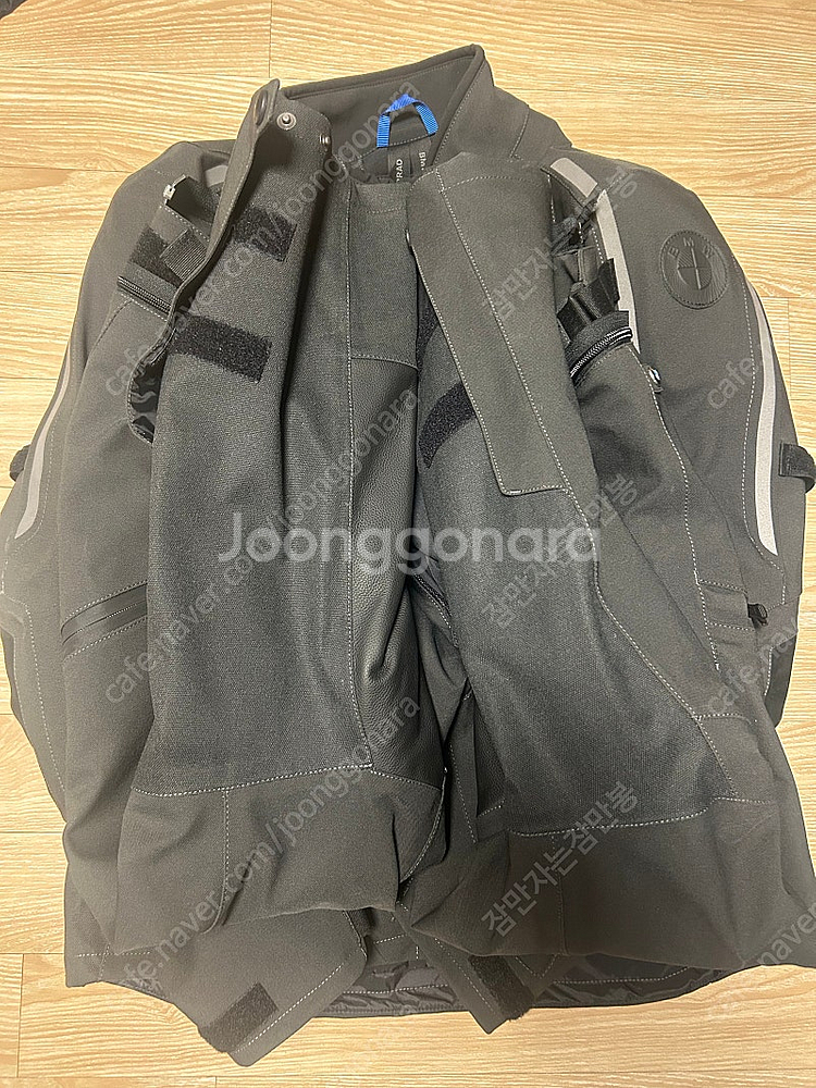바접으로 오토바이 용품 정리중입니다--0