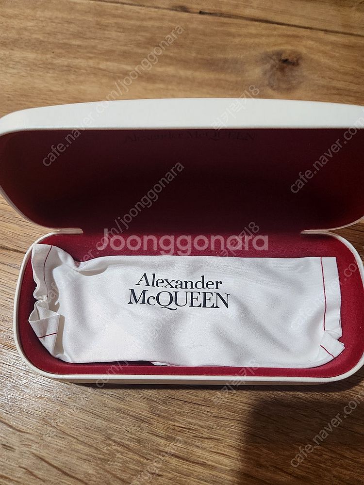 알렉산더맥퀸 썬글라스--1