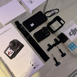 DJI 오즈모 액션5 프로 어드벤처 콤보
