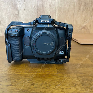 BMCC 6K + EVF + 케이지