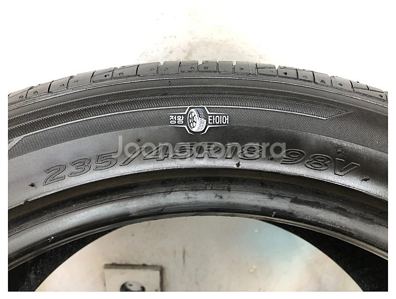 중고타이어 한국타이어 키너지EX 235/45R18 쏘나타 올란도 코나--6