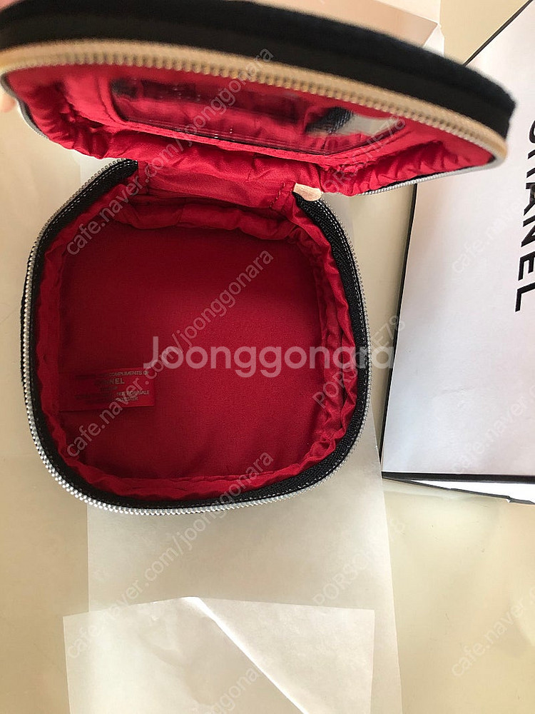 샤넬 뷰티 벨벳 파우치 새상품 택포 4만원--2