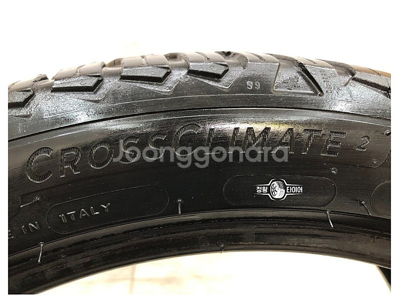 중고타이어 미쉐린 크로스클라이밋2 CC2 245/40R...--6