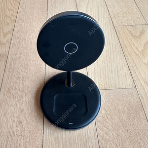 유그린 마그네틱 무선 충전기 스탠드 2in1 (맥세이프 호환 qi 충전) UGREEN Magnetic Charging Stand 2 in 1