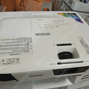 3200안시 XGA 프로젝터 | Epson EB-X31 | 스크린 세트 구매 가능 가정용 교육 중고 빔프로젝터