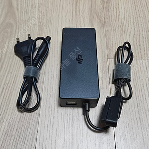 DJI 매빅프로/플래티넘/화이트 충전기들,보조배터리 어댑터 처분합니다 !