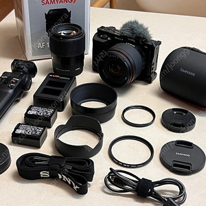 소니 zv-e10, 삼양 12mm AF, 시그마 30mm 1.4, 슈팅그립 2세대, 스몰리그 그립 케이지 등 일괄