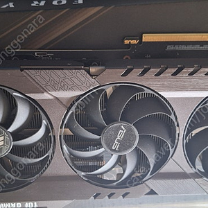 아수스 rtx3070 tuf 팝니다.