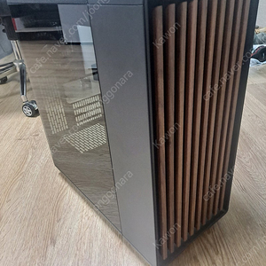 [FRACTAL DESIGN] North TG Dark Tint [미들타워] [차콜 블랙] pc케이스(강화유리버전) 팝니다!