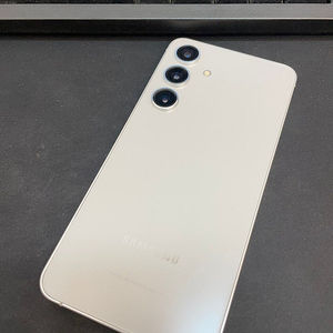 갤럭시S24 그레이 256GB 무잔상 상태좋은 중고53만팝니다