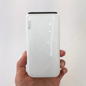 (양산중고폰) 83202 갤럭시스타일폴더 (M120) 화이트 32GB 판매합니다. 8만원