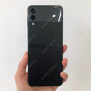 (양산중고폰) 81722 갤럭시Z플립3 (F711) 블랙 256GB 판매합니다. 20만원
