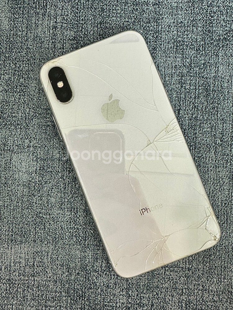 아이폰X 64G 실버 뒷판파손 게임용 가성비 단말기 1...--1