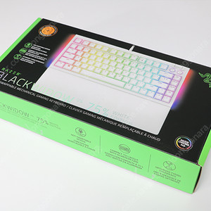 RAZER BlackWidow V4 KR 한글판, 화이트 컬러 미사용 새제품 판매합니다.