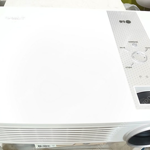 LG BX650 중고 빔프로젝터 6500안시 대형회의실 강당용 수업용 스크린세트가능