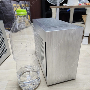 인텔 i5 14600KF RX5700XT SFF ITX 게이밍 미니컴퓨터 본체를 판매합니다
