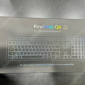 키크론(Keychron) Q6 팝니다. 갈축