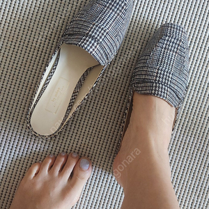 바이미나 뮬. 250. 새상품