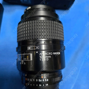니콘 AF Micro Nikkor 105mm f/2.8 D