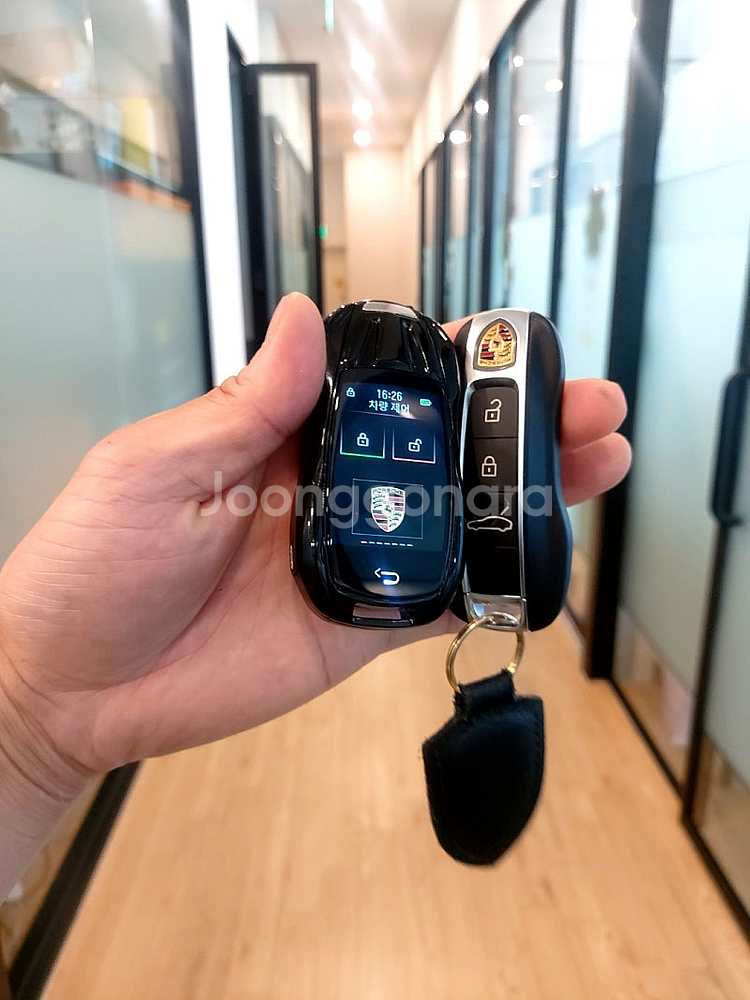 포르쉐 파나메라 19년식 LCD 차키컨버전 최신형 스마...--0