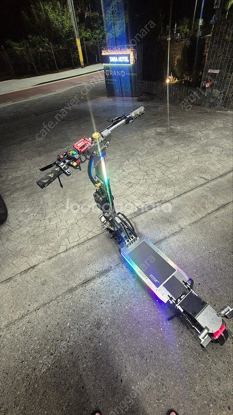 위페드ff2 72볼트업 1000km탄거 급처합니다.--0
