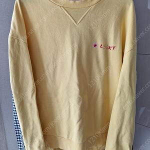 럭키슈에뜨 맨투맨38