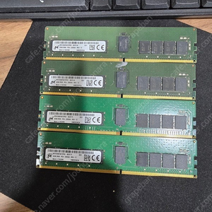 마이크론 서버용 DDR4 32G 3200 (4개) 팝니다(택포)