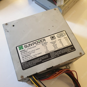 중고 ATX 파워서플라이 SUN-POWER ATX200-3000E