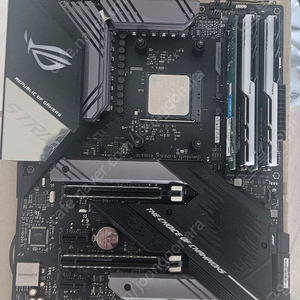 5700x3d / x570 strix-e 판매