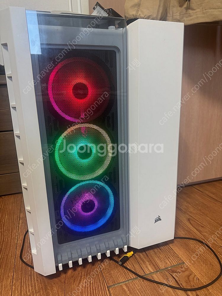 커세어 화이트 RTX3060Ti 본체--1