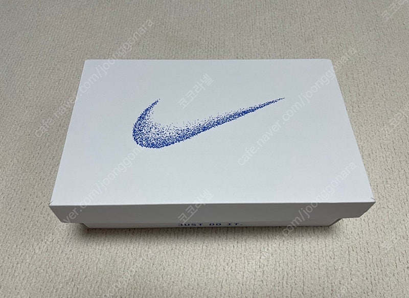 나이키 알파플라이3 235사이즈팝니다