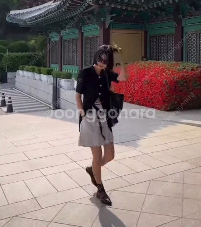 로만티카소울 카멜리아 플라워 자켓 2사이즈 판매합니다--3