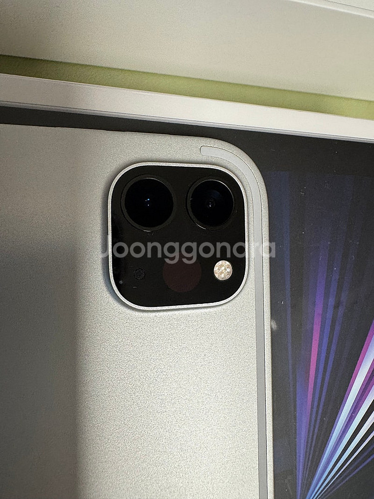 아이패드프로 3세대(m1) 11인치 2tb 16기가램 최고사양 신품급--8