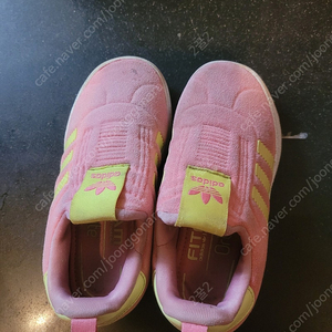 아디다스 운동화