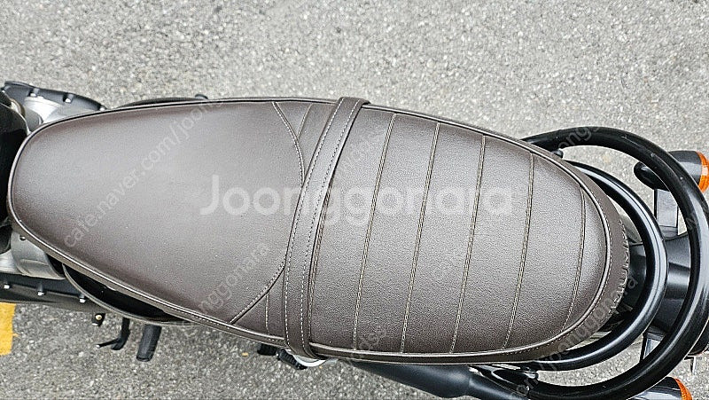 트라이엄프 본네빌 t120 블랙 18년식--6